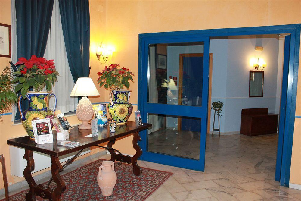Miramare Hotel Katanya Dış mekan fotoğraf