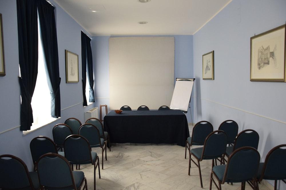 Miramare Hotel Katanya Dış mekan fotoğraf