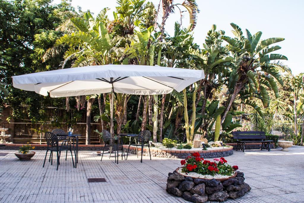 Miramare Hotel Katanya Dış mekan fotoğraf
