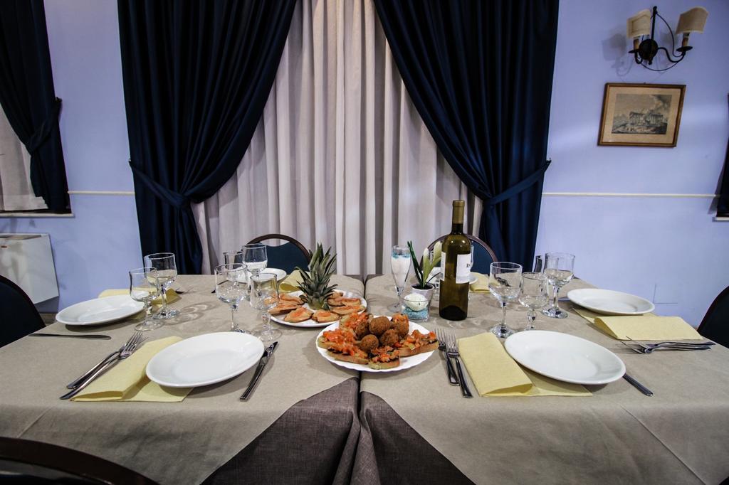 Miramare Hotel Katanya Dış mekan fotoğraf